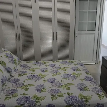 Old Town Reina Sofia 4 Apartment *